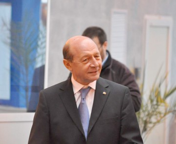 Băsescu: Moldova mai poate ajunge în UE doar prin unire cu România